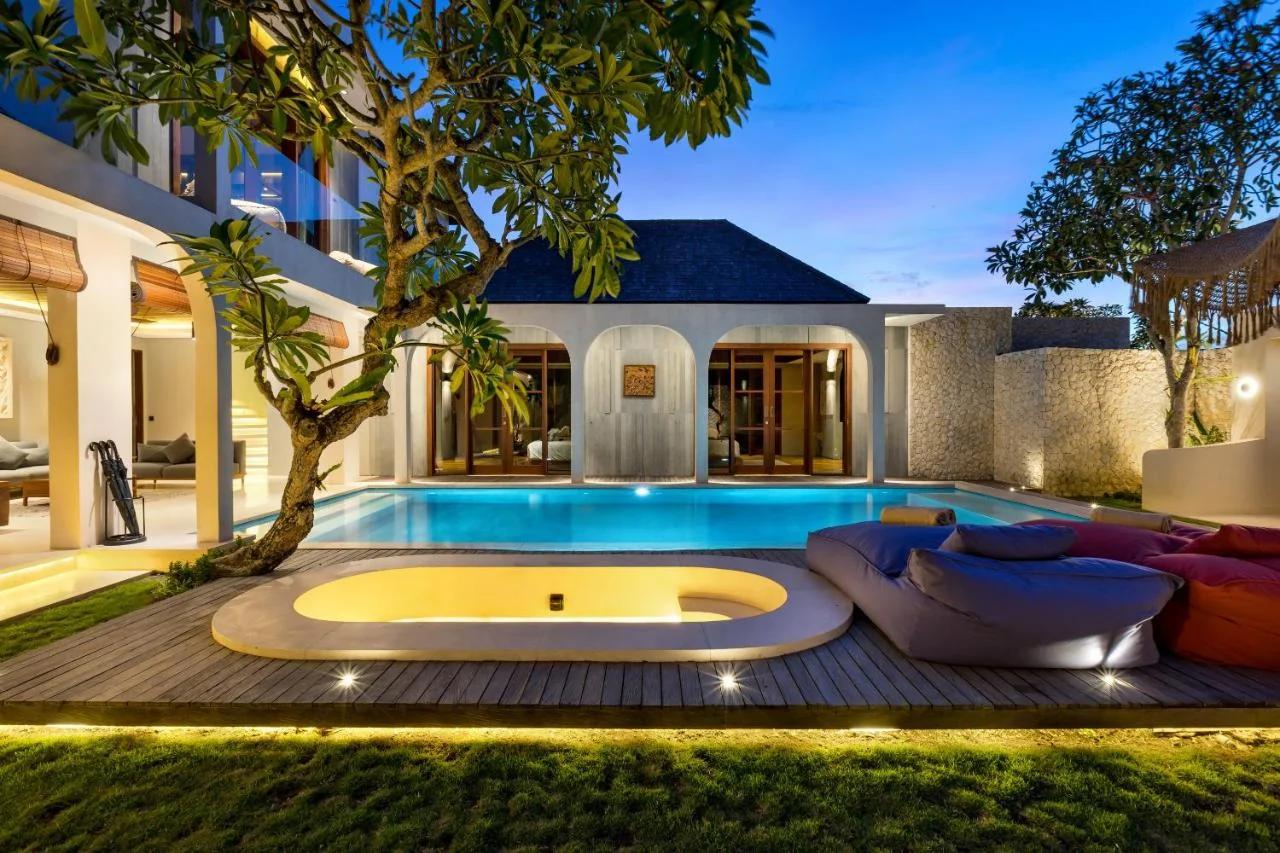 Navya Villas foto