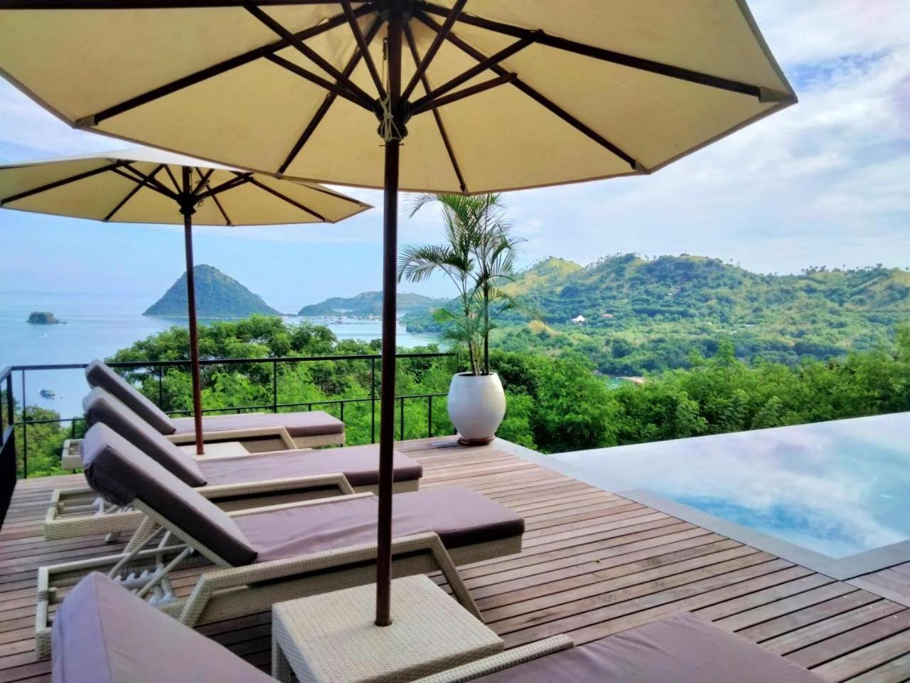 Paradise Garage Komodo Villa photo
