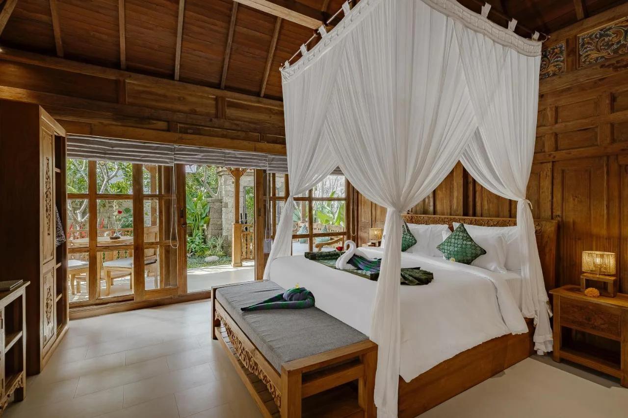 Uddhara Ubud Villa photo