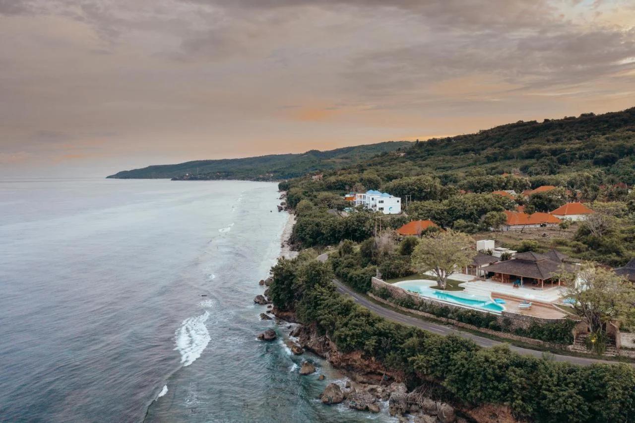 Villa Victoria Nusa Penida photo