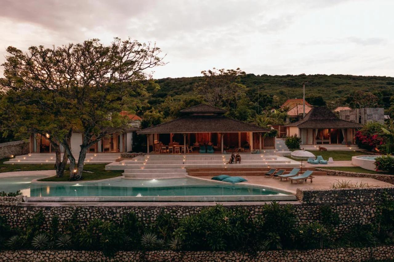 Villa Victoria Nusa Penida photo