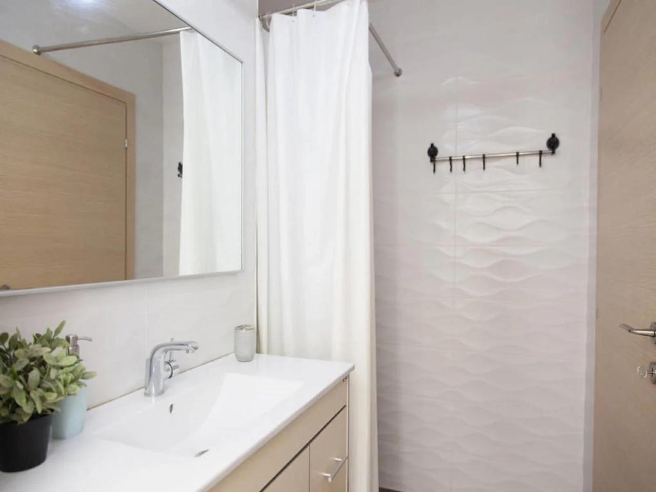 Alona's Apartments photo