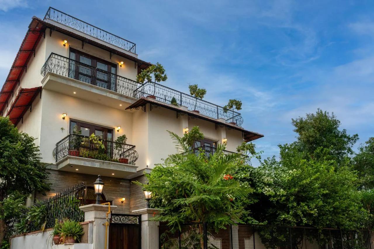 Chanoud House foto