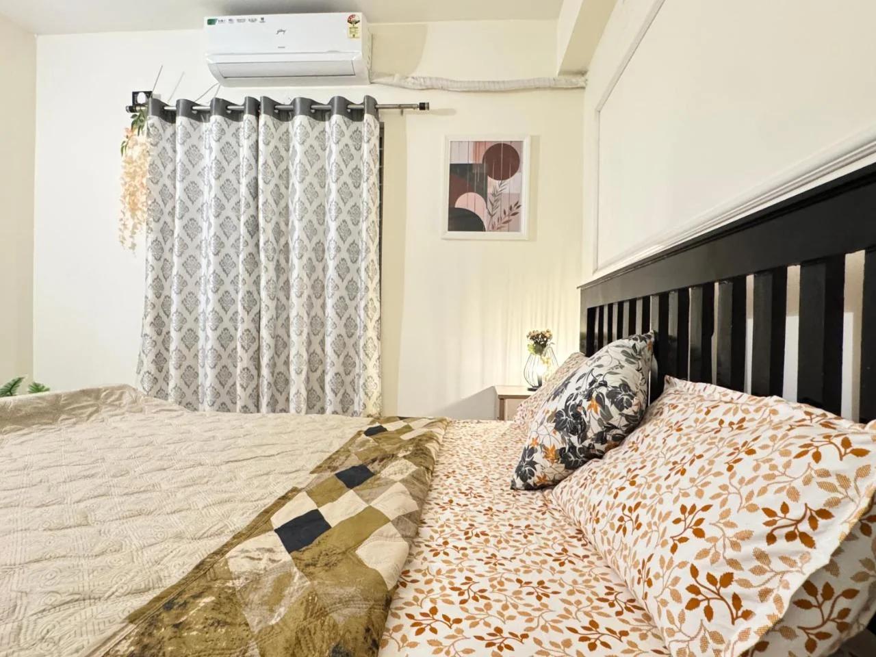 Chic 2BHK Cosy Escape - Near City Centre & IT Hubs photo