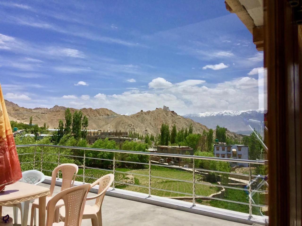 Heschuk Guest House photo