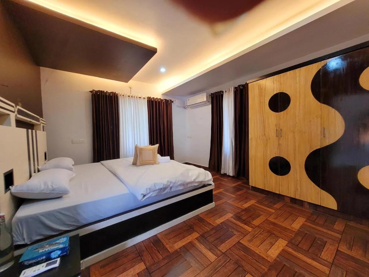 Hope Hostels - South Cliff, Varkala photo