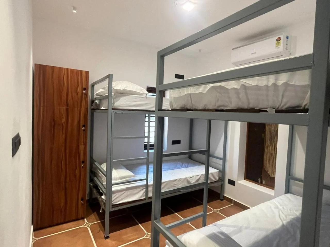 Hostel Akeeka
