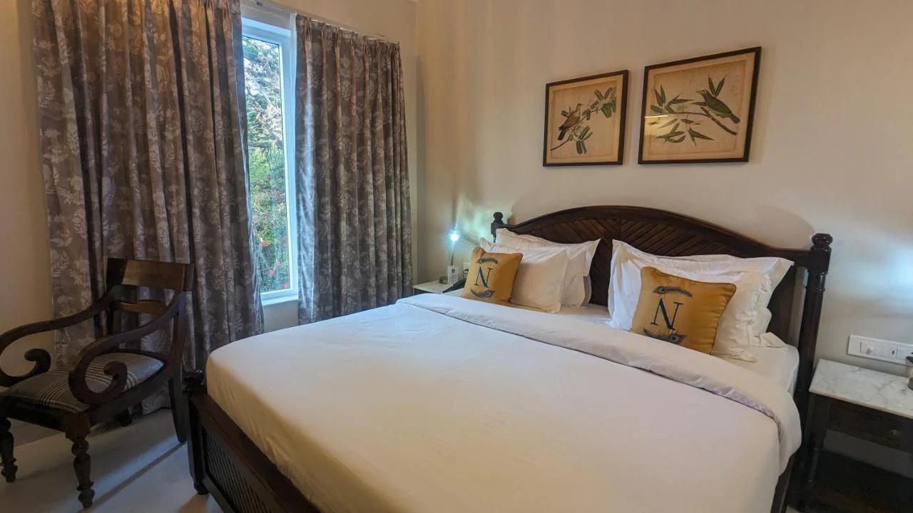 Hotel Naren Villa photo