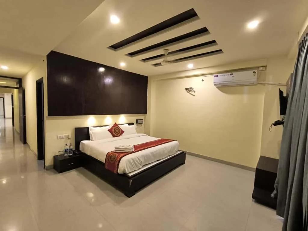 Hotel Shreenathji Inn photo