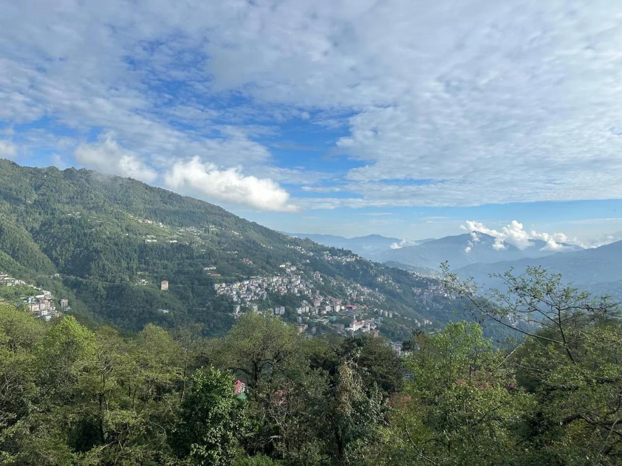 Pala Boutique Hotel Gangtok photo