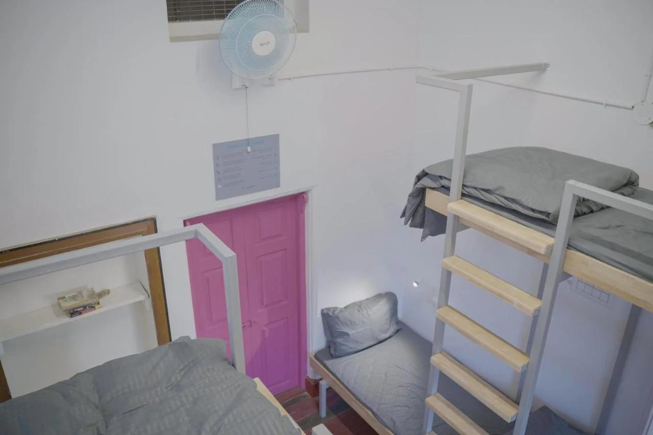 Rahees Bi Roambay - Backpacker Hostel foto