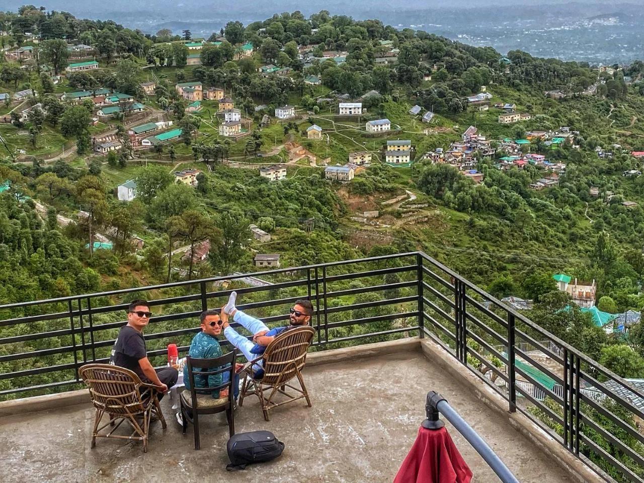 Redeem Cafe & Homestay photo