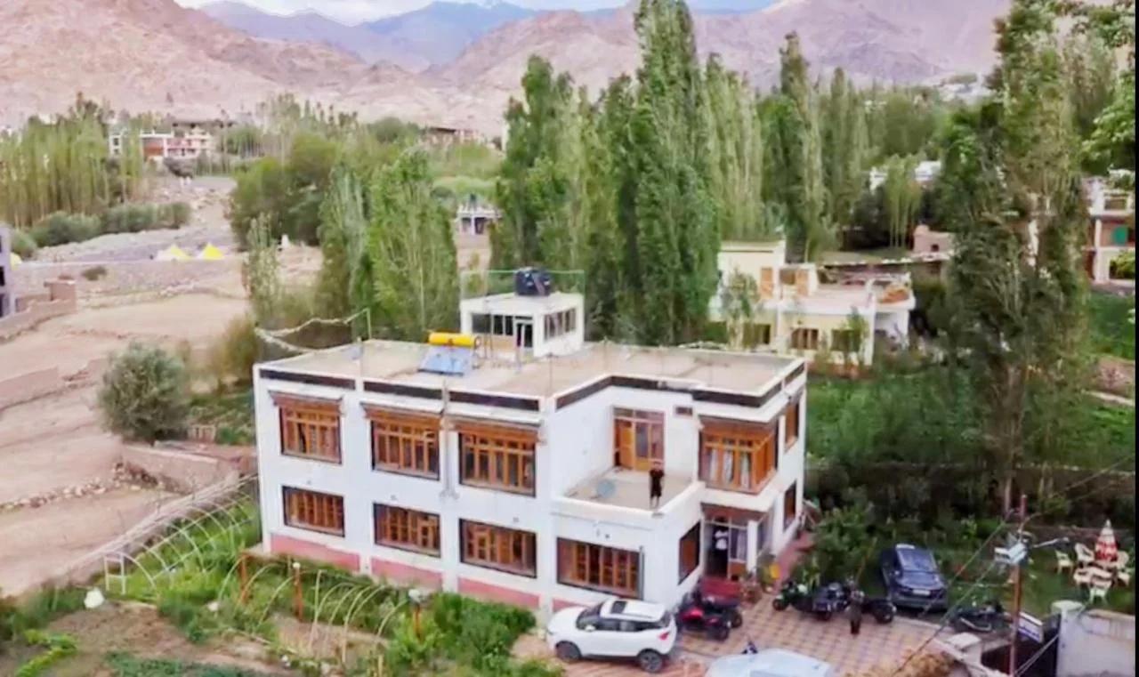 Sponbo Guest House, Leh foto