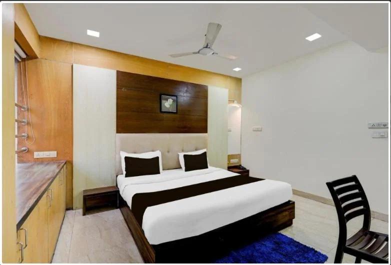 Sun hotel nehrunagar