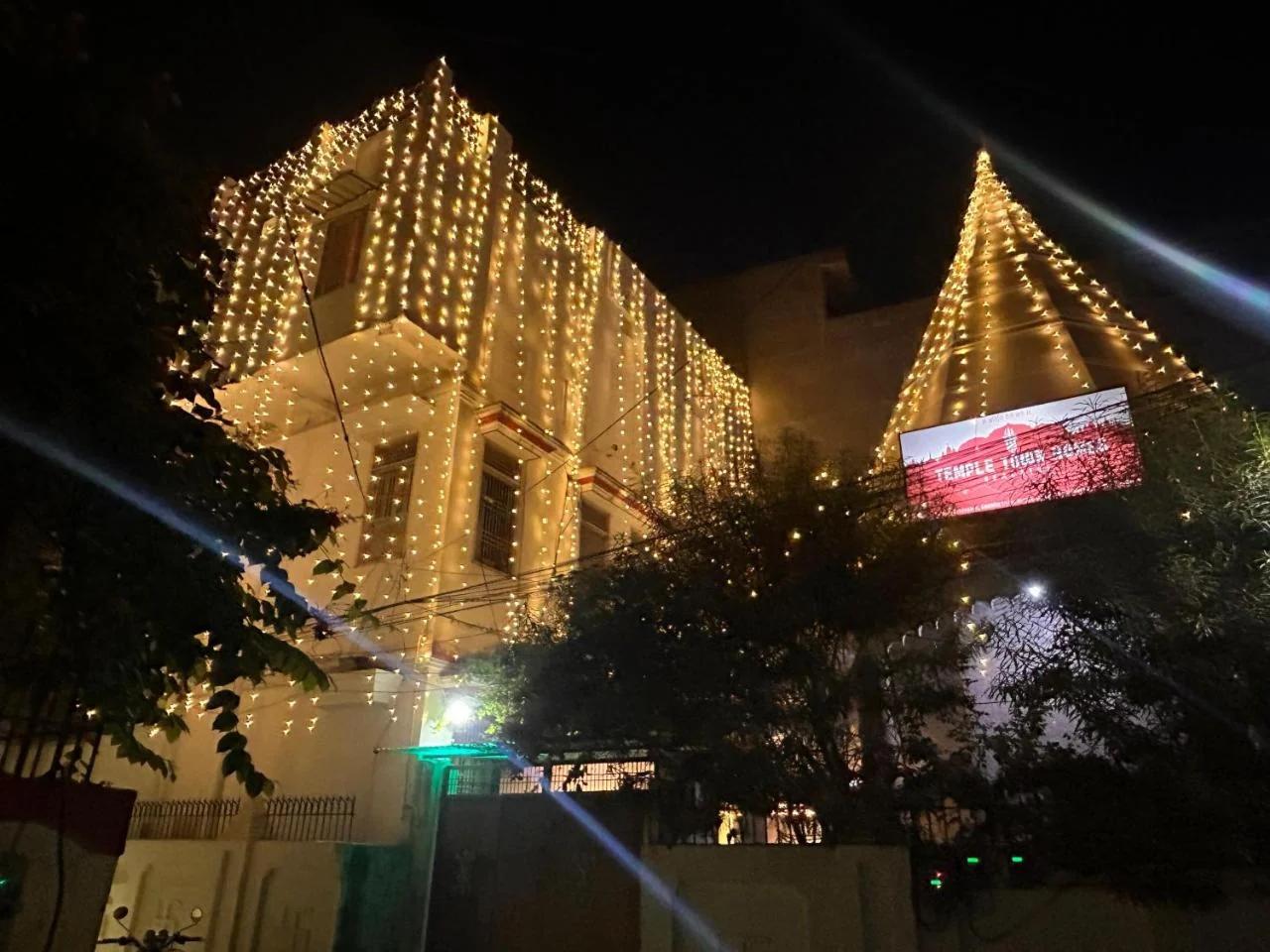 TEMPLE TOWN HOMES assi ghat Varanasi photo