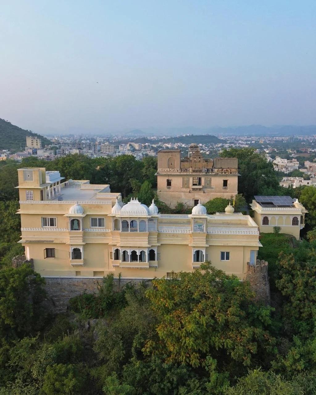 Titardi Garh- 18th Century Castle Homestay foto