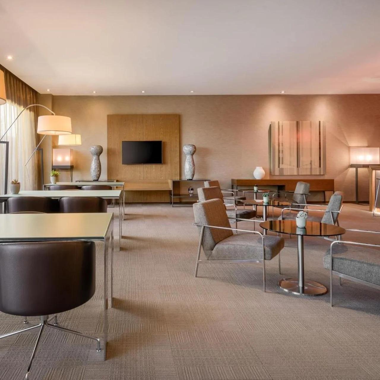 AC Hotel Vicenza by Marriott photo