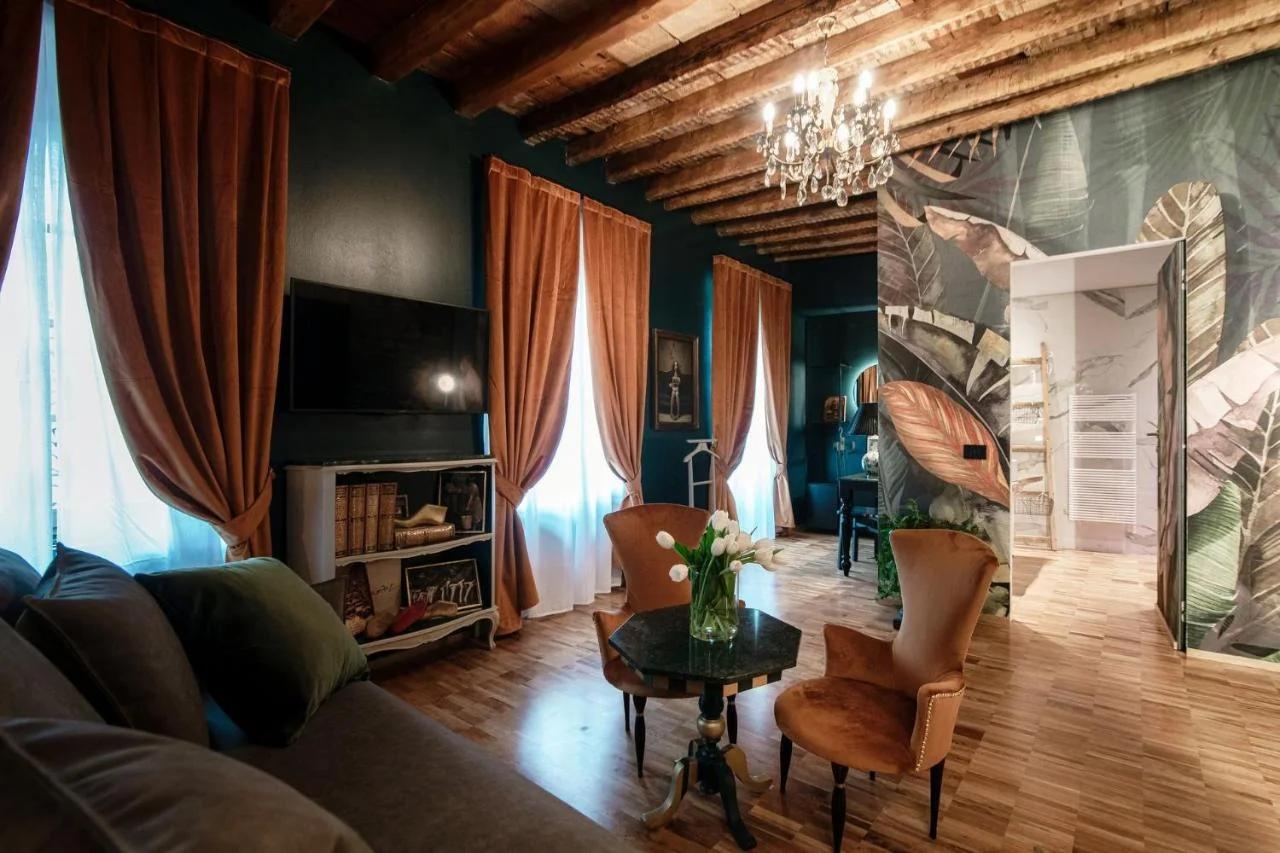 Aurum - Como Luxury Suites photo