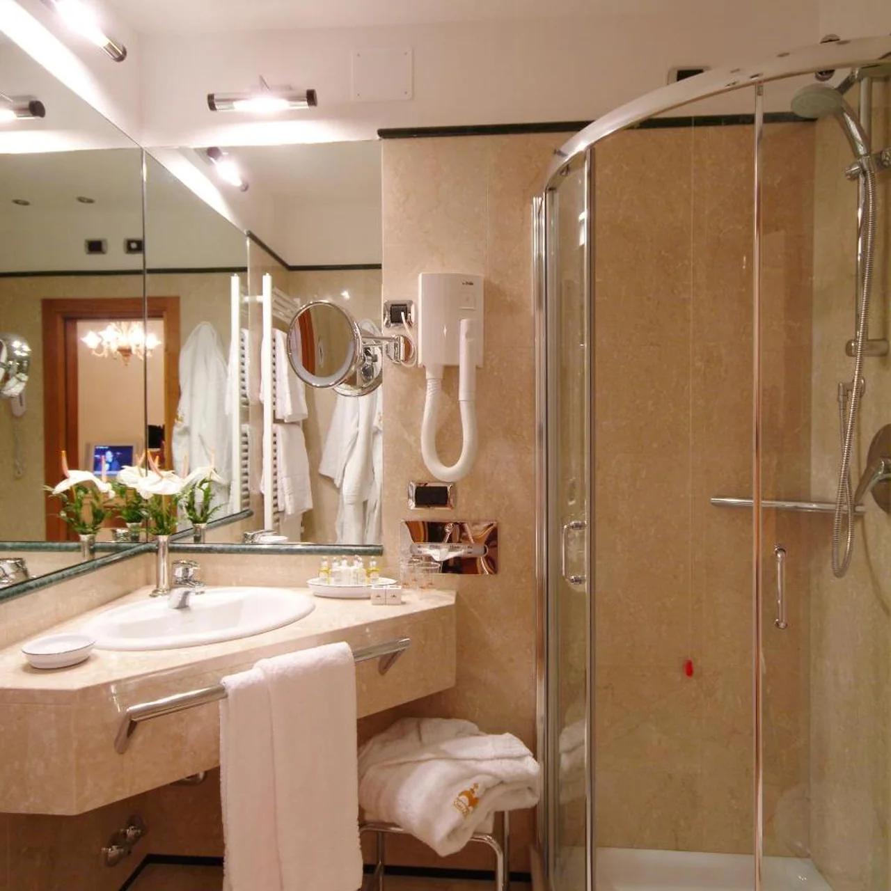 Albergo Cavalletto & Doge Orseolo photo