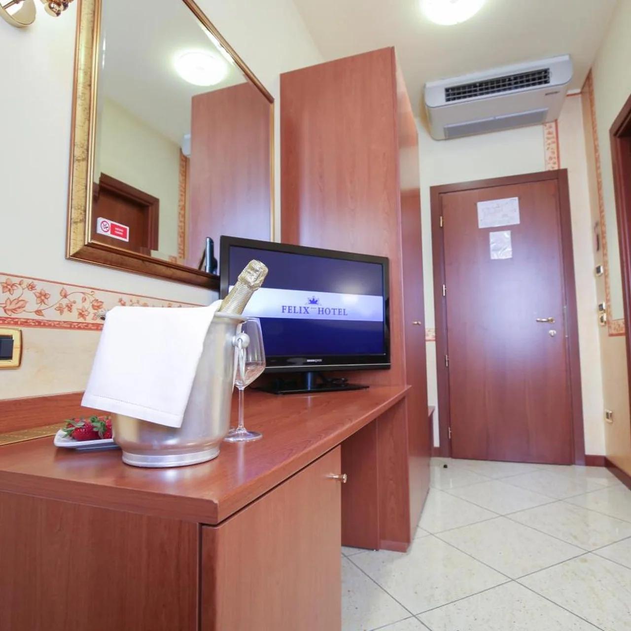 Felix Hotel & Residence foto