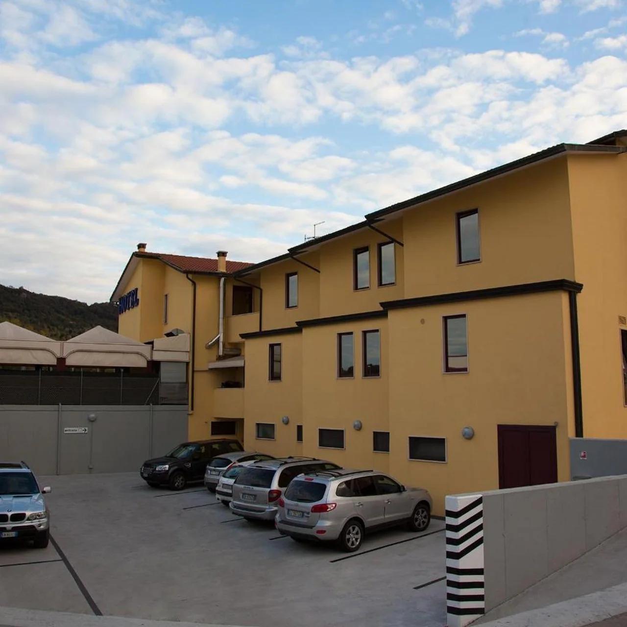 Felix Hotel & Residence foto