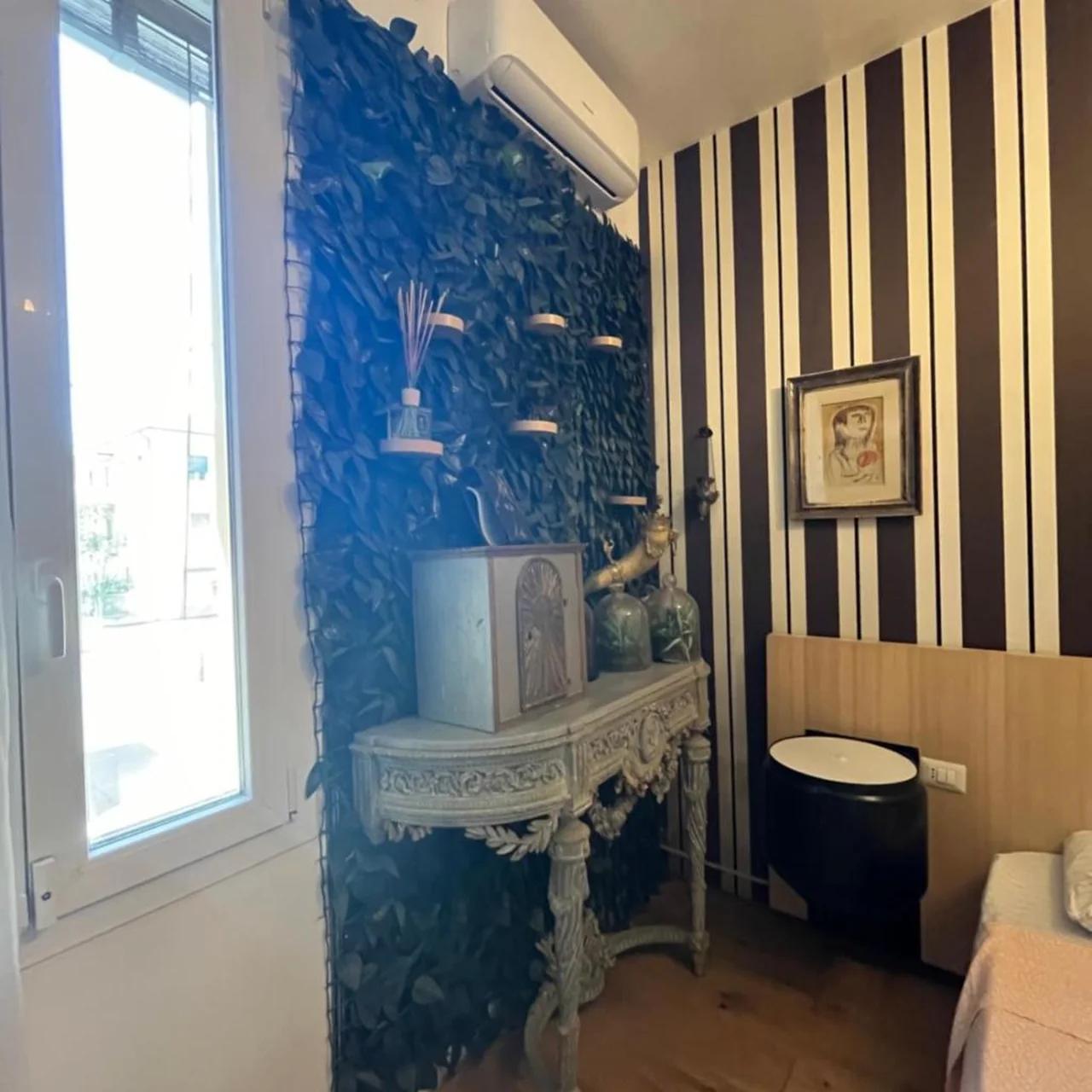 Giraffe art Ducati BLQ apartment