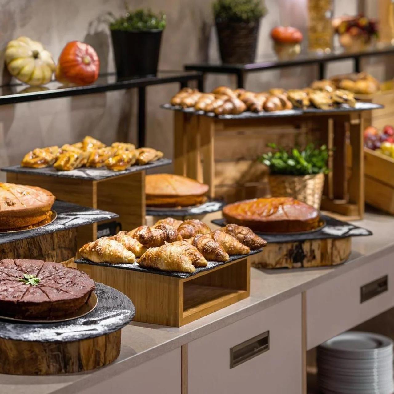 Holiday Inn Rome - Eur Parco Dei Medici by IHG photo