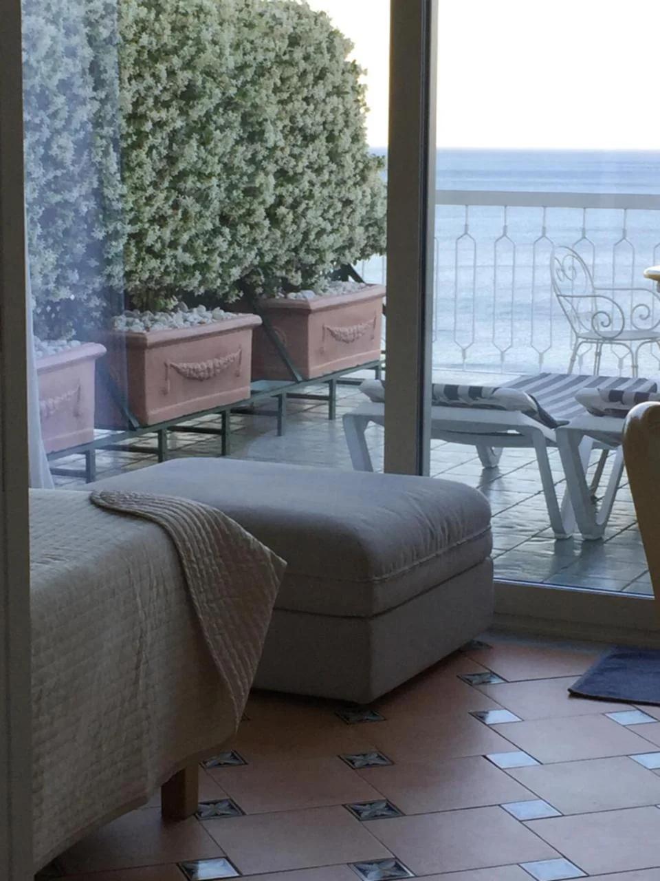 Hotel Bellevue Suite photo