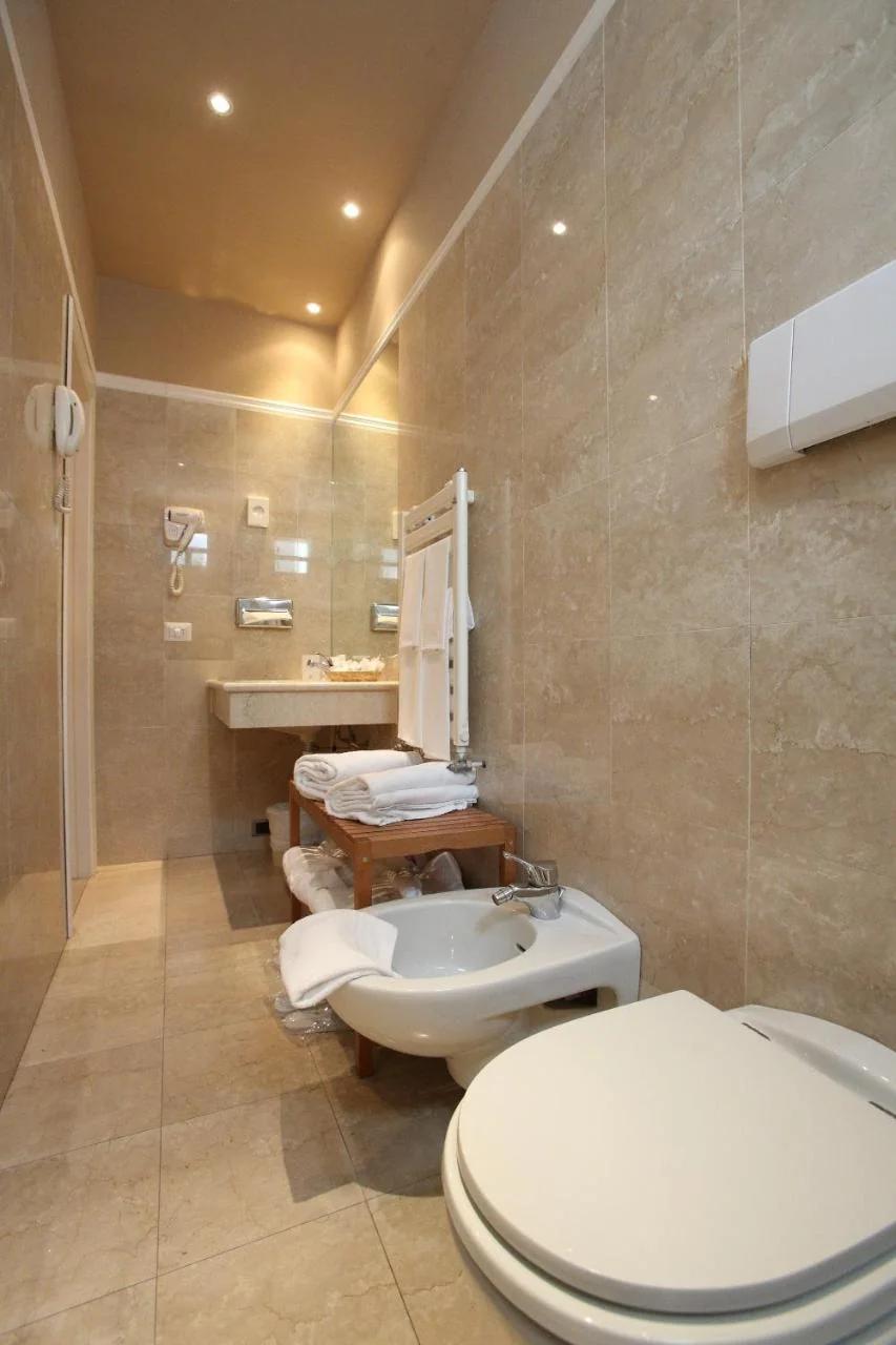 Hotel Helvetia photo