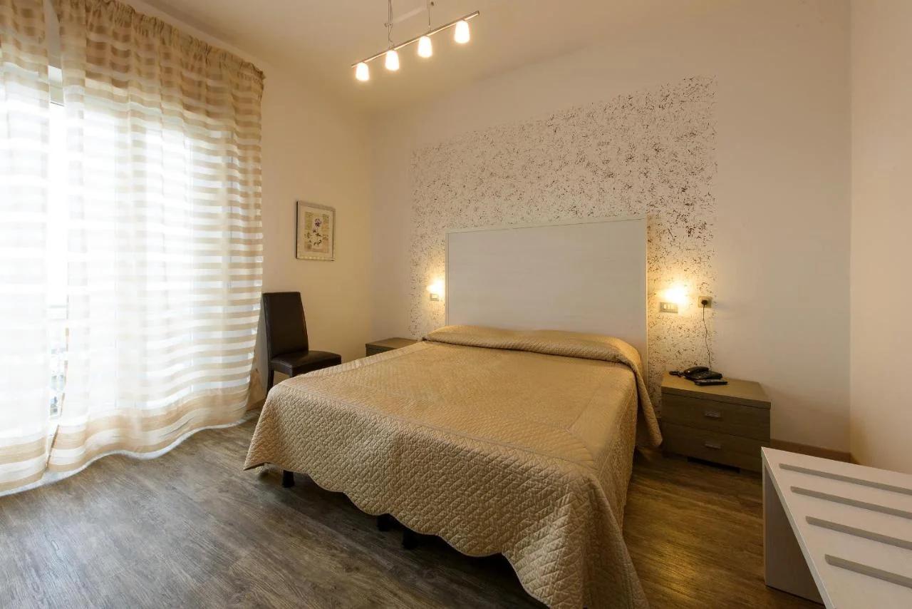 Hotel Residence Villa Jolanda photo