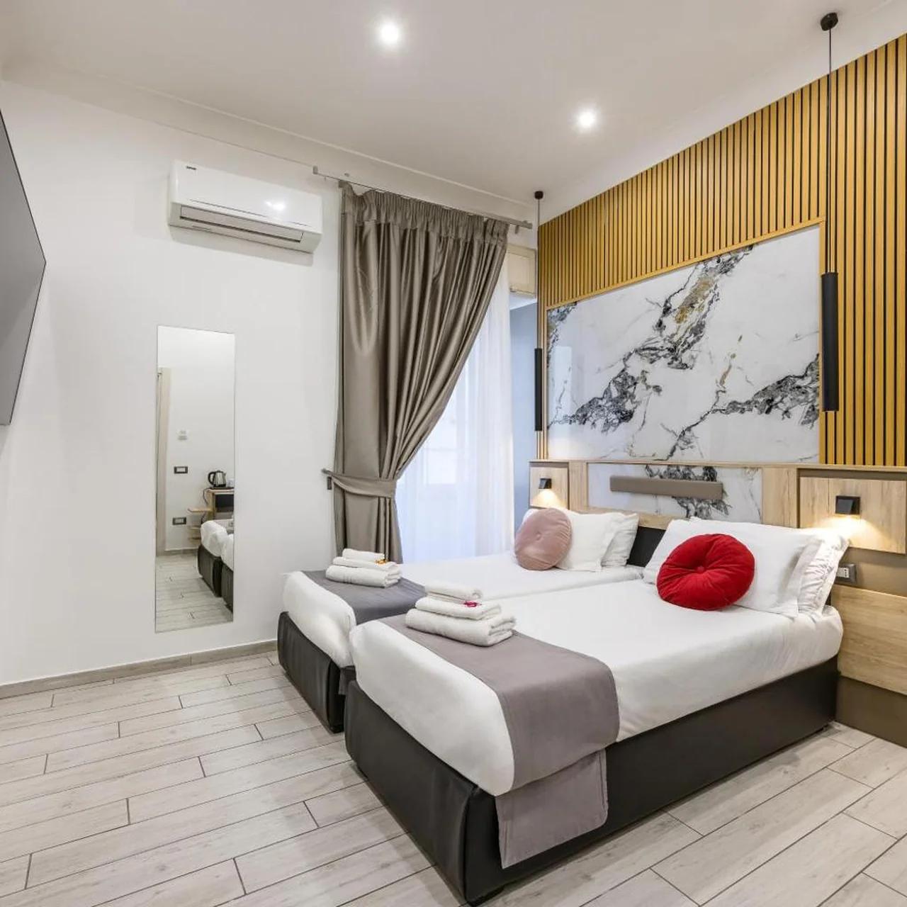 Hotel Bella Napoli photo