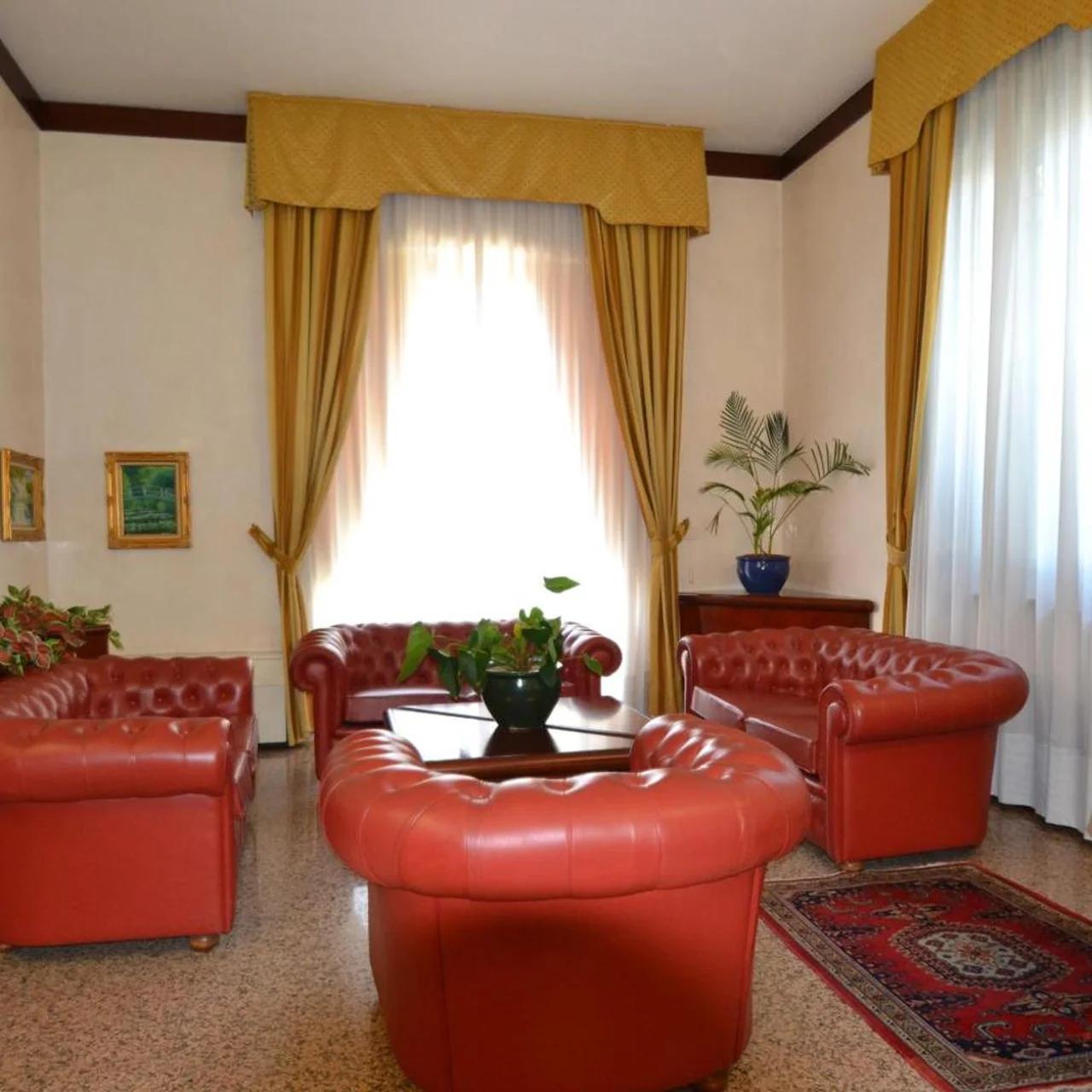 Hotel Residence photo