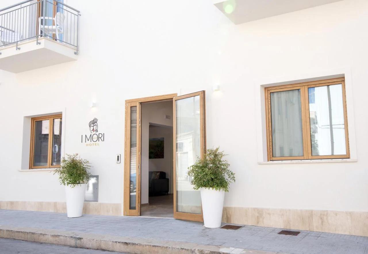 I MORI HOTEL photo