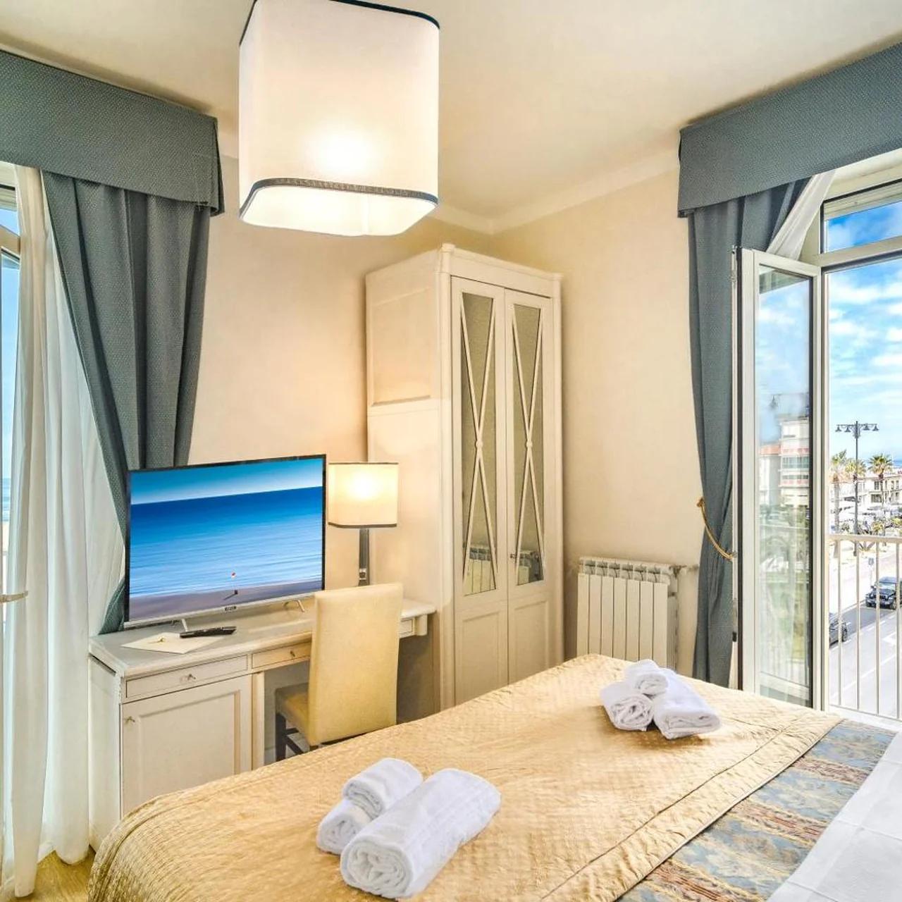 Hotel La Pace foto
