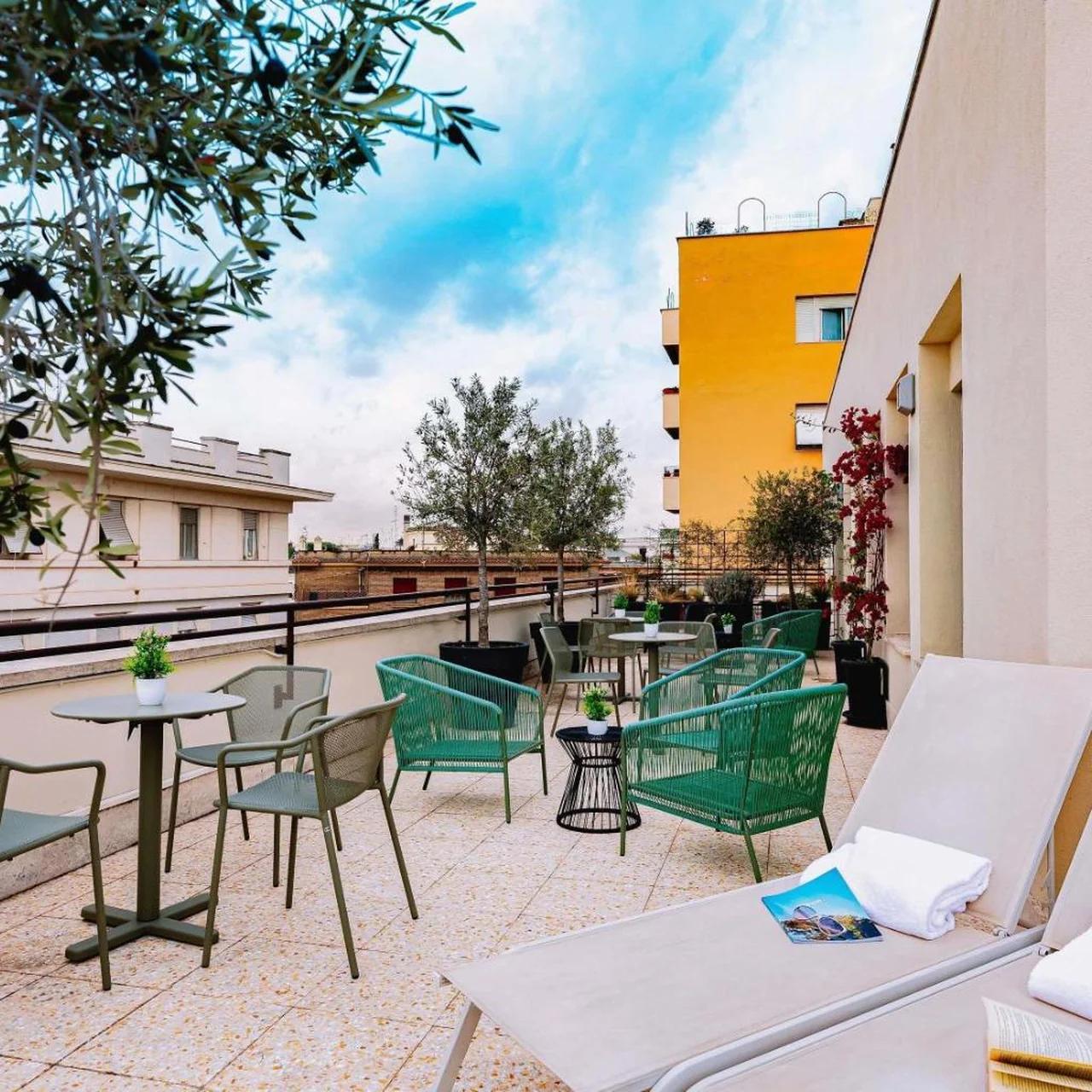Mercure Roma Piazza Bologna photo