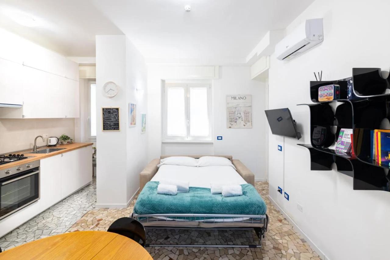 Metro M3 - 10 min Duomo - Cozy Apt W Balcony and AC photo