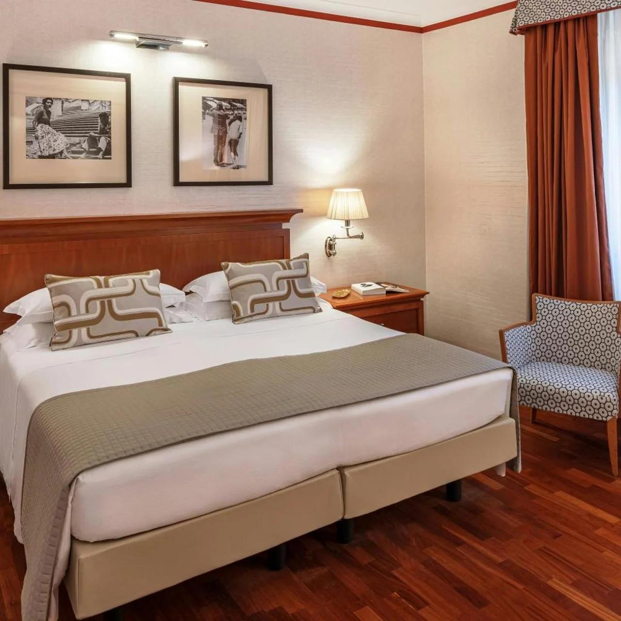 Starhotels Metropole photo