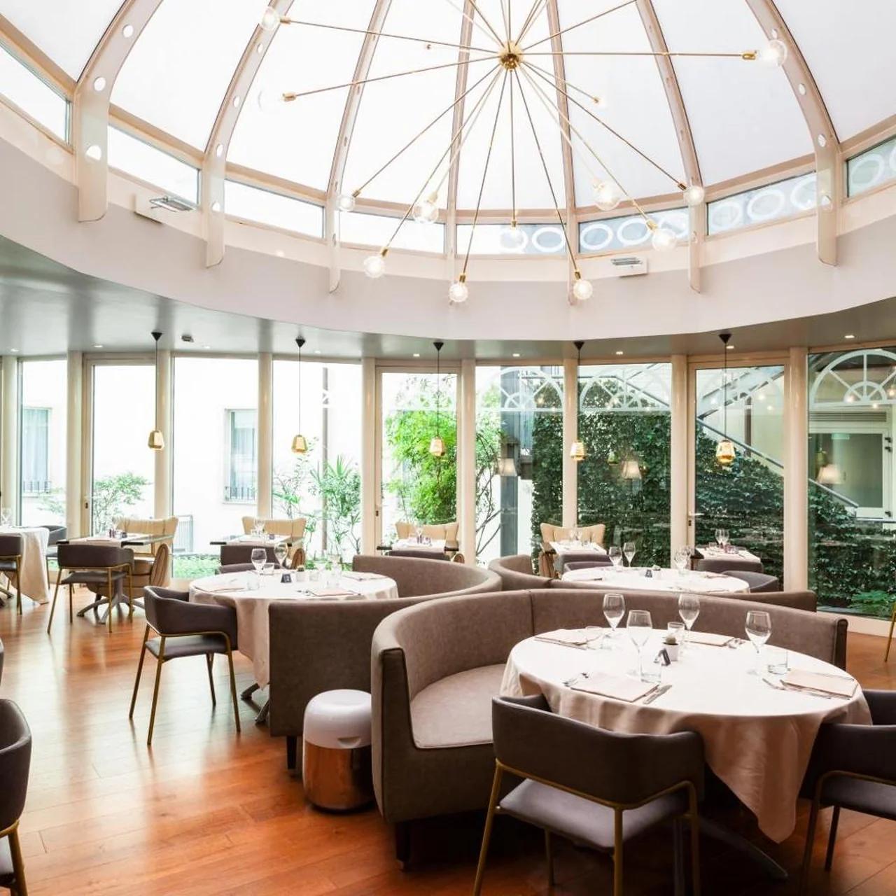 Holiday Inn Milan Garibaldi Station by IHG photo