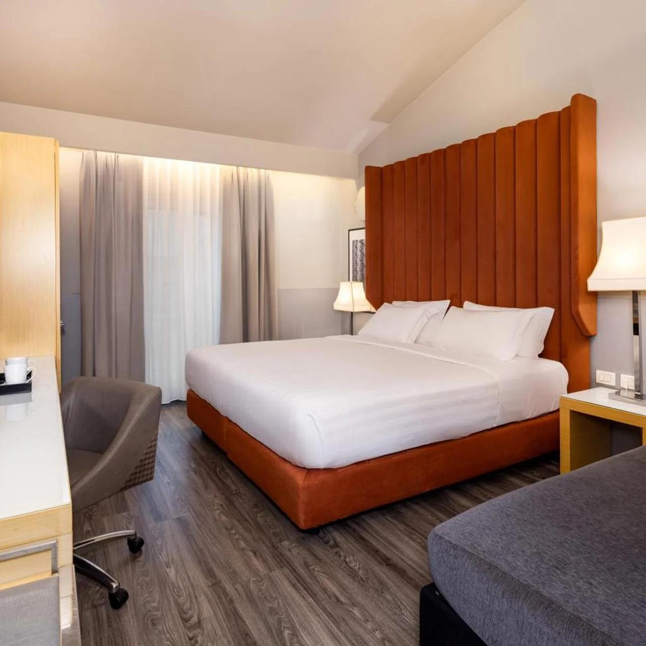 Holiday Inn Milan Garibaldi Station by IHG photo