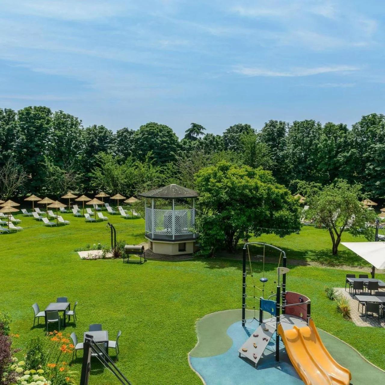 Novotel Milano Linate Aeroporto photo
