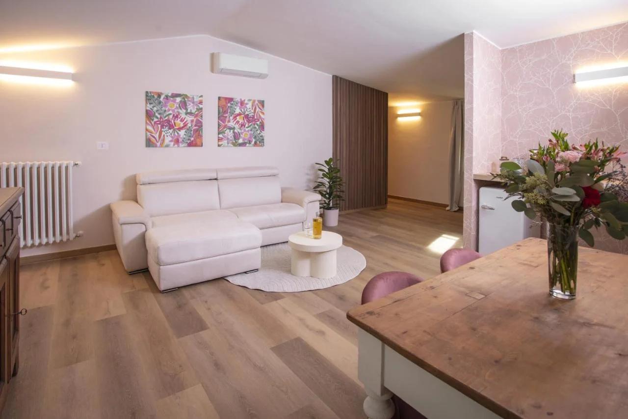 Palazzo Ratti Boutique Rooms foto