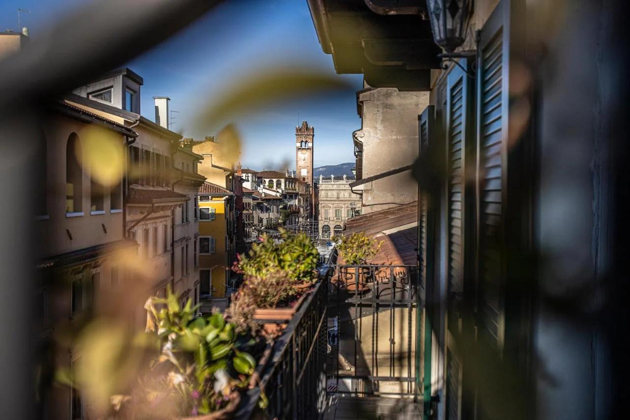 Relais Balcone di Giulietta photo