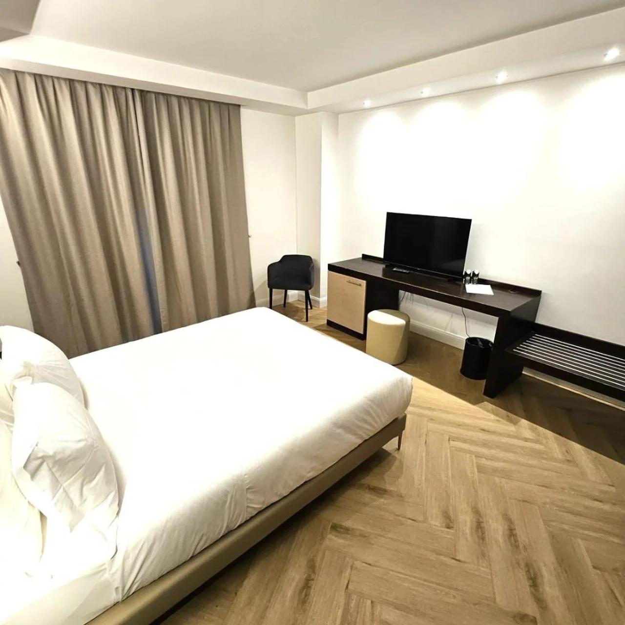 B&B HOTEL Napoli San Mauro foto