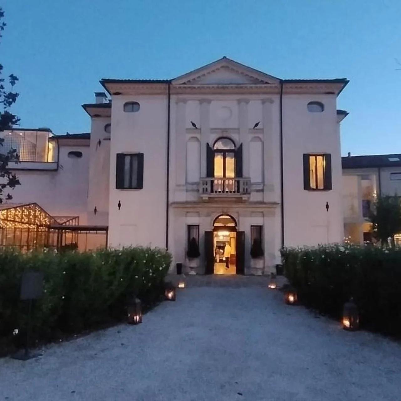 Hotel Villa Barbarich foto