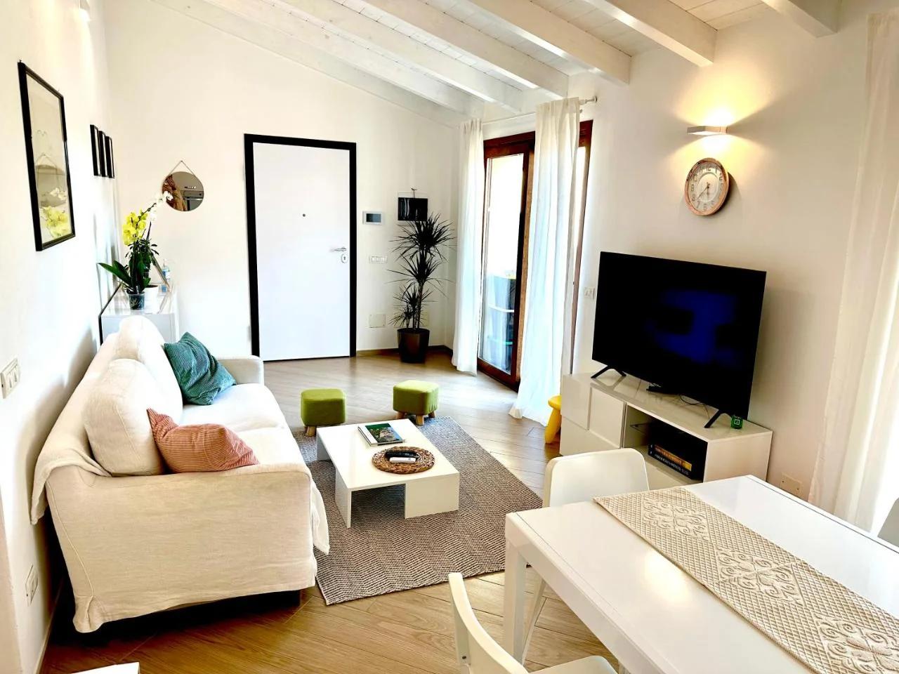Waterfront apartment Olbia foto