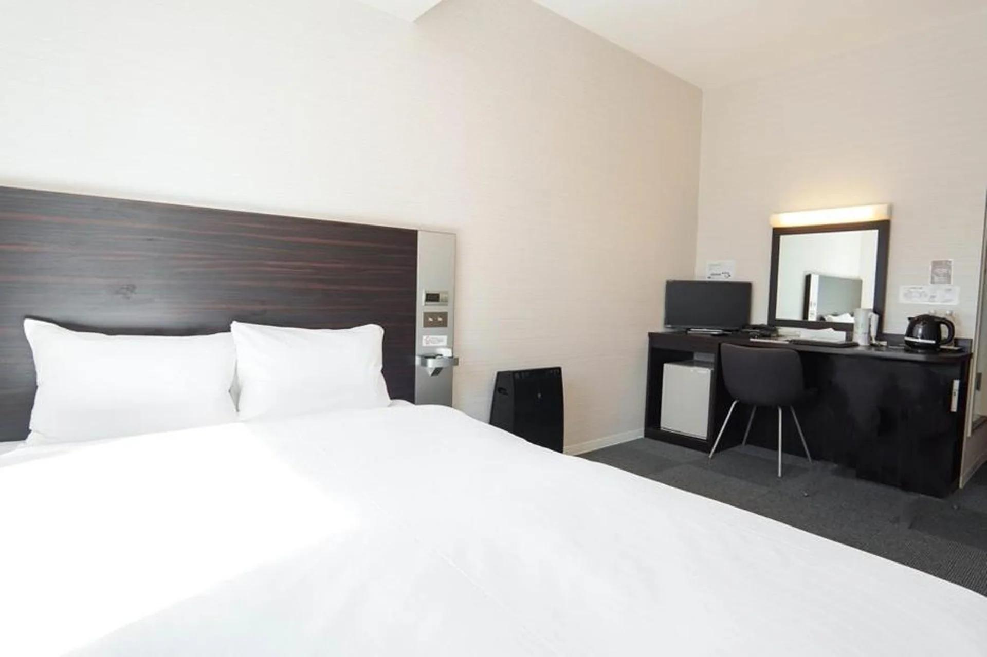 Osaka City Hotel Kyobashi photo