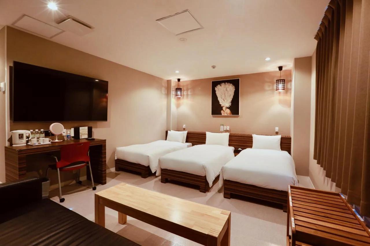 Hotel 88 Shinsaibashi photo
