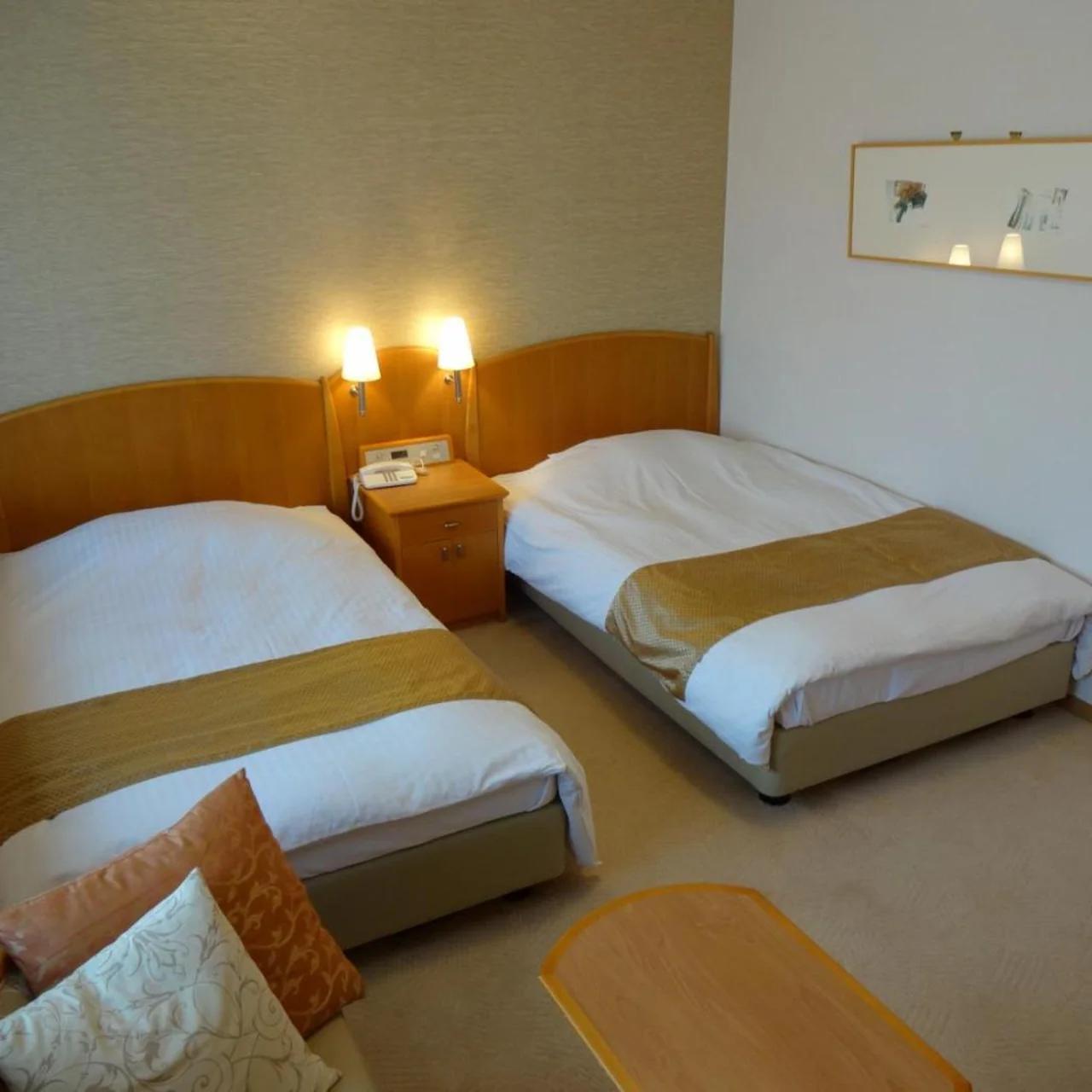 Kobe Luminous Hotel