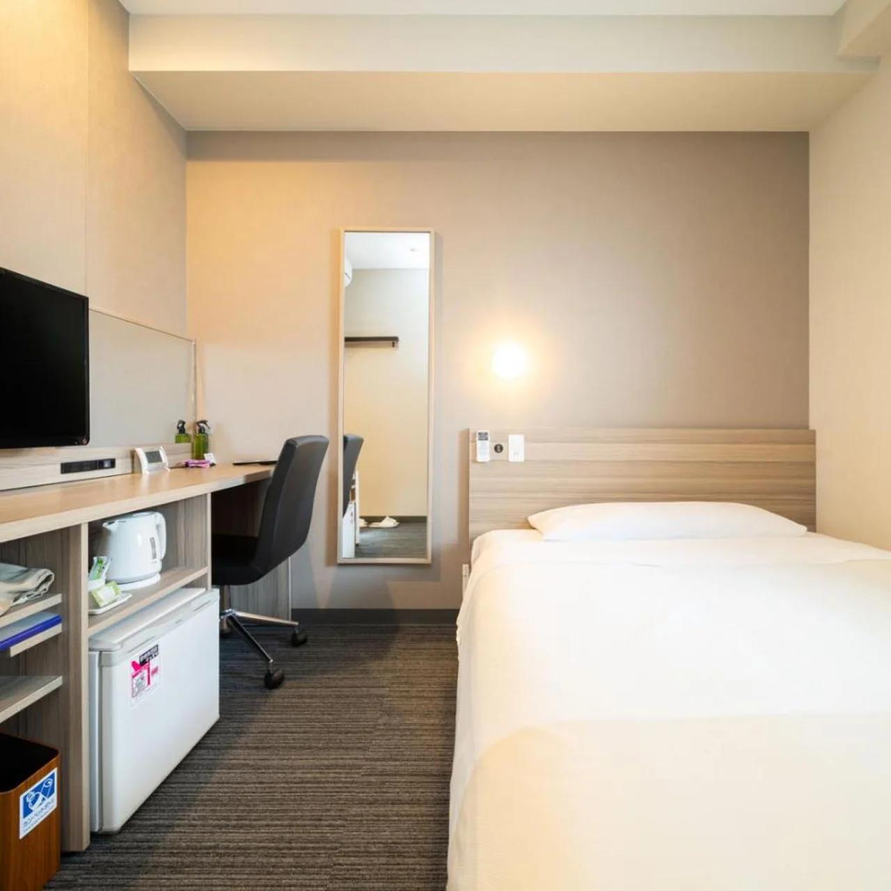 Super Hotel Shinyokohama photo