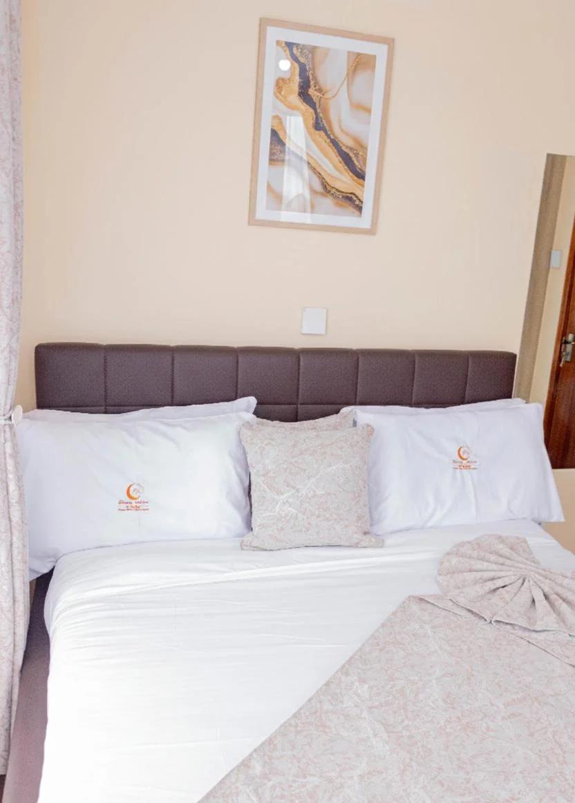 Dreamy Deluxe Furnished Apartment - Runana 2 photo